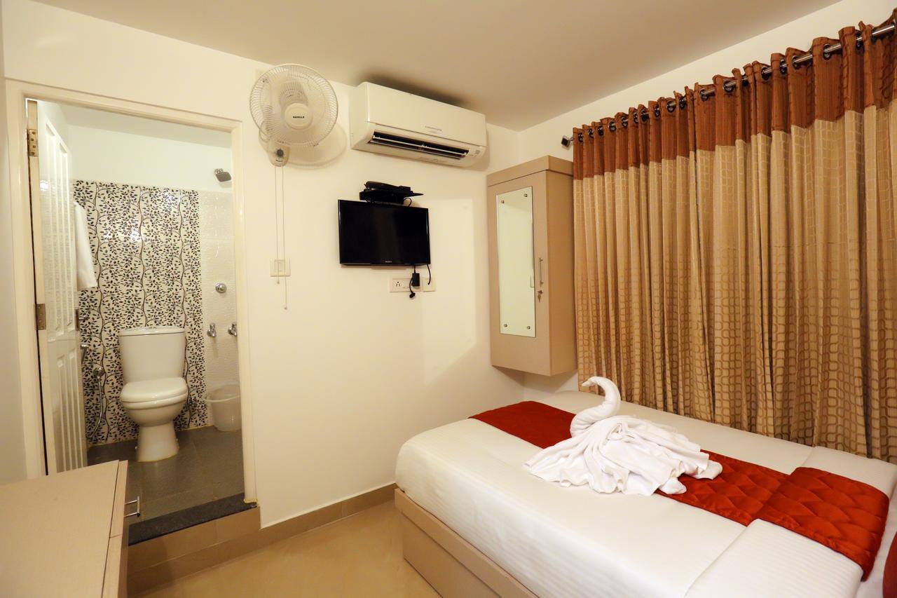 Hotel Swarna Residency Kochi Eksteriør bilde